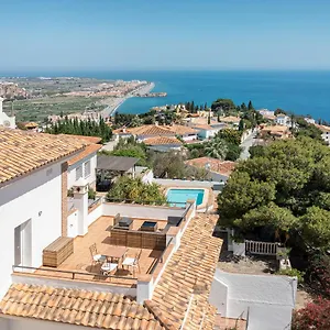 andalusian-style-villa-with-private-pool-and-jacuzzi.es-andalucia.com/
